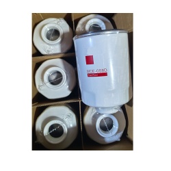 燃油滤芯MCE-058D SFF-O-2082卡车柴油发动机配件